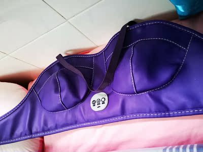 看了好多这家挺多人买的就下单了，去一次美容院可以买好几个了，真的好划算，用了大概五六天吧，振动按摩加上自己购买的精油护理，感觉乳房疏通了，胸部很轻松了，不错，这个还能美胸丰胸的，会坚持使用的，满意。