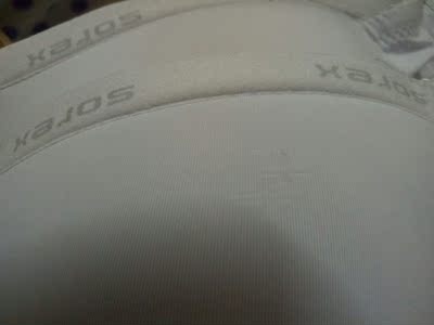 服务差!第一次买发错颜色。第二次买,质量差!售后叫我直接留下来。???exm因为便宜吗?!灰色有色差!!! 服务差!第一次买发错颜色。第二次买,质量差!售后叫我直接留下来。???exm因为便宜吗?!灰色有色差!!!