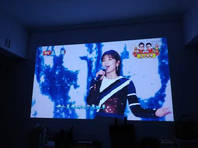 【揭秘】亲身体验坚果C7微型投影仪怎么样，【求助】是否真的好用