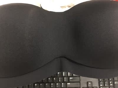 包装很高大上，保护得很好，材质柔软细腻，做工精细，非常好