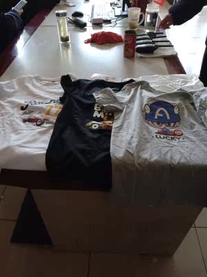 宝贝质量很好，物流很给力衣服图案正，给个好评！