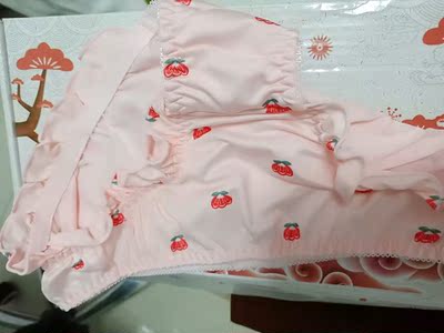 面料真的超级好,也特别可爱,喜欢就来买。 面料真的超级好,也特别可爱,喜欢就来买。