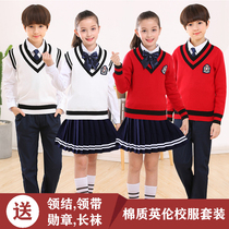 Primary and secondary school choir poems recited school uniform children performing in kindergarten uniform English Park clothing suit