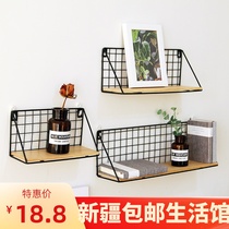 Xinjiang non-perforated wall shelf iron wall hanging basket hanging wall dormitory artifact storage rack