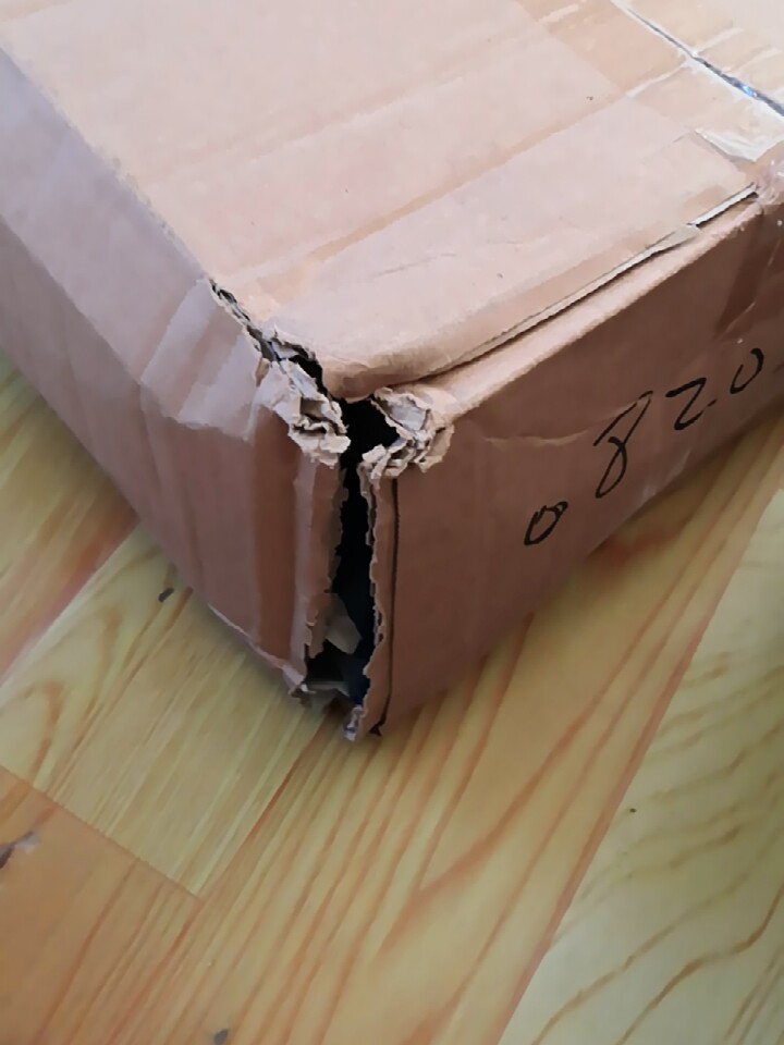 收到的最不满意的箱子,超薄超软的纸箱,你能保证你的纸箱结实吗?