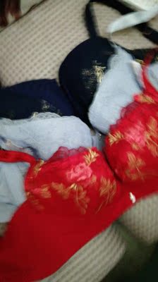 小内内好搭这件内衣,都试了,好合适好性感 小内内好搭这件内衣,都试了,好合适好性感