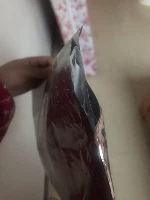 包装一点都不密封,对客户最起码的尊重都没有 包装一点都不密封,对客户最起码的尊重都没有