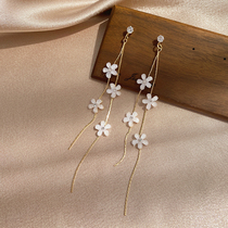 Personality tassel earrings 2021 New Tide white flowers long Chinese style earrings female earrings temperament ancient style