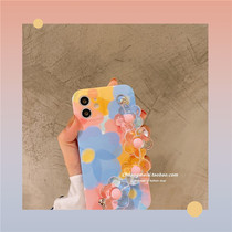 Color oil painting flower bracelet Apple 11 mobile phone case 12promax creative iphonex Fresh 12 days Korean 12pro Women 8plus all-inclusive soft shell xr Anti-fall i7