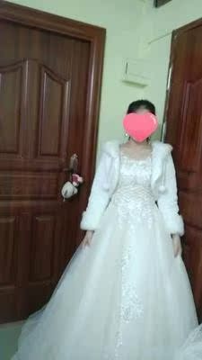 内衣穿着很舒服，买来结婚穿婚纱用的，客服态度很不错，聚拢性不错，粘贴效果也挺好，而且不是一次性的，可以清洗重复购买，挺舒服的，有需要的可以放心购买