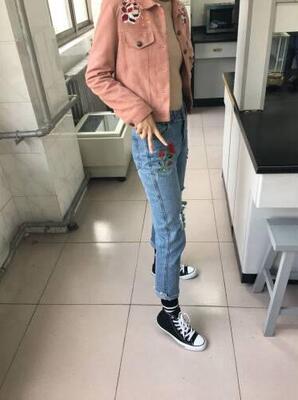 东西很快收到了,质量很棒,样子好看,很喜欢 东西很快收到了,质量很棒,样子好看,很喜欢