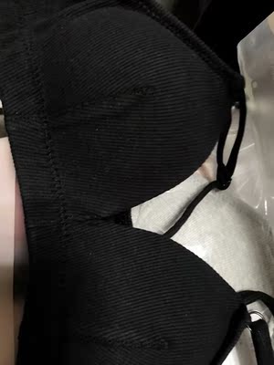 包装的很完美，这是我第5次购买了，一买又是一套加两件，店家还送了一条内内，两款式都喜欢，既舒适又性感😍