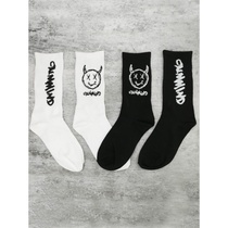 Mid-tube socks mens autumn and Winter Korean version of the couple trend hip-hop street skateboard basketball long tube tide brand sports socks men and women