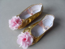 Three-dimensional rose gold belly dance shoes Soft-soled dance shoes Childrens dance shoes Ballet cat claw shoes