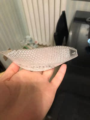 太好了！神器哈哈！够厚还不变形不用总换文胸了，必须好评！！穿上很显胸呢