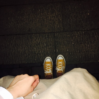 1970s的底确实更软更厚 很舒服 真的很迷&hellip;运动鞋38码 这次37.5很好噢，比经典版的版型要好很多，入迷了