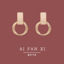 2021 New exaggerated earrings female European and American metal circle earrings advanced sense earrings personality Korean temperament earrings