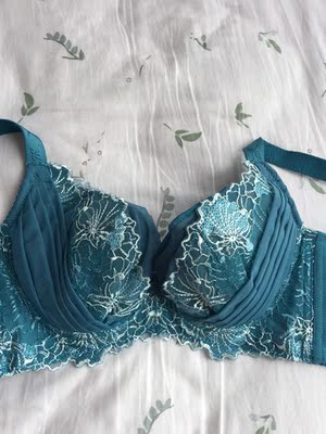 之前在专柜买过这款，挺好穿的，看到活动又买一件