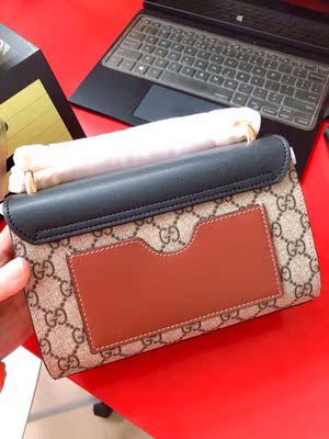 经常在这家店买包包，已经入手第三个了，要剁手了。