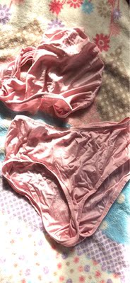 新出的这种中腰款比原先的低腰款穿起来似乎感觉紧一些，但是应该更好吧，以后还会买。已经是铁粉了，自己有十几条，给同事捎上百条了。