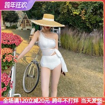 ins French Korean white shoulder waist one-piece swimsuit fairy celebrity covering belly thin Sanya hot spring swimsuit