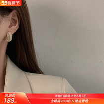 Pearl Ear Nail Woman Superior Temperament Brief small and delicate Light Extravagant Earrings Fashion Atmospheric Earwear 2022 New Year