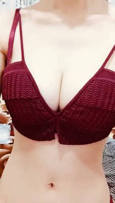 第一次买她家内衣真的很好穿!颜色是我喜欢的 小胸聚拢效果不错质量很棒哦! 第一次买她家内衣真的很好穿!颜色是我喜欢的 小胸聚拢效果不错质量很棒哦!