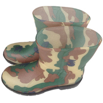 Three Resistant Rain Shoes Men Crystal Camouflage Fashion Tide Warm Plus Suede Rain Boots Cattle Fasting Fishing Car Wash Outdoor Water Shoes