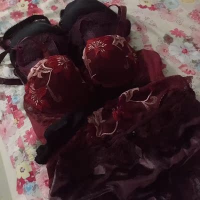 喜欢，很好看，我是歌瑞儿的忠实粉丝，每年双十一必买，12点付款的时候慢了一点，有几款喜欢内衣都被抢光了，不然会多买几套