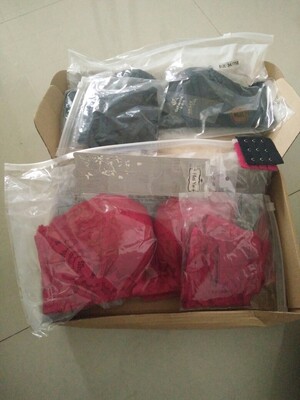 双12买的两套，14号就收到货了。还没试穿，感觉质量还可以，跟描述的一样。