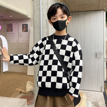 New children sweaters 2021 autumn and winter new Korean version of the Korean version of the chessboard Gnitwear 100 hitch a Han version of the box is a fur coat wave