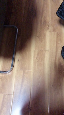 发货速度非常给力，收到包装完好，迫不及待的拆了出来，和我想象的一样，为了淘宝值我绞尽脑汁想怎么凑够80字，我是一个购买狂人，一天不买东西蓝瘦&hellip;&hellip;但是淘宝值不高，什么原因呢？郁闷呀&hellip;&hellip;购物狂人你们呢？淘宝值升了么？