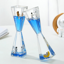 Hand souvenirs birthday gifts for boys and girls girlfriends senior students practical couples gadgets