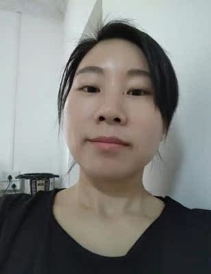 试过一次了，感觉还不错，用过的皮肤感觉变白了一点，等我用完了一瓶，再来追评吧