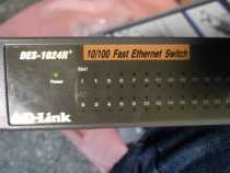 Second-hand Demolition D-link Friends DES-1024R 24-port 100 trillion Switch bare metal