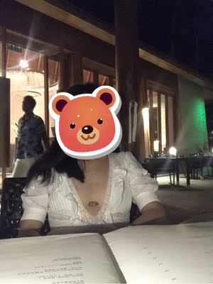 领口我稍微往上缝了一点，穿去度假很好啊