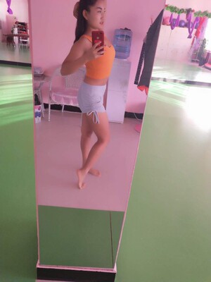 老婆很喜欢漂亮