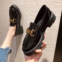 Small leather shoes female British style thick bottom winter 2022 new all-match plus velvet loafer shoes slip-on shoes spring and autumn