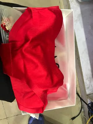 质量非常好，与卖家描述的完全一致，非常满意,真的很喜欢，完全超出期望值，发货速度非常快，包装非常仔细、严实，物流公司服务态度很好，运送速度很快，很满意的一次购物