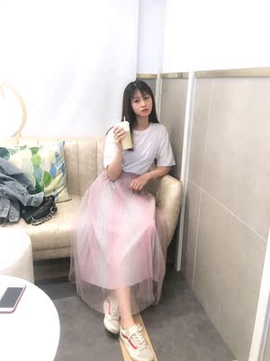 裙子很仙很飘逸，同事也说很好看很特别呢，说也要入手一条哦，好评～