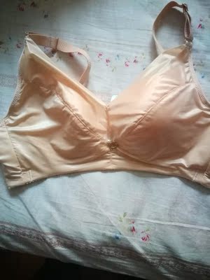 宝贝不错和描述的一样，穿着合适舒服。