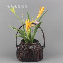 New Pint Bamboo Woven Flower Arrangement Basket Woven Dry Floral Ware Chinese Floral Handle Fields Garden Retro Folk Hangover Pieces