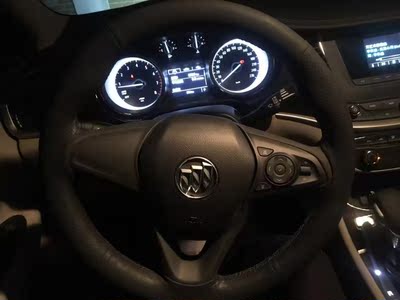 真的是好。因为有对比。以前买过别家别的车型手缝车把套真的没有这家的好，特别好缝。而且特别利索。