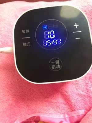 以前买过便宜的质量不好还有味，用在乳头上的产品不敢那么轻易了，这次索性买了一个好的，拿到手发现大牌子的产品做工就是精致，小机器包装很精致，产品确实也不错，电动款的，试用后感觉不错，值得购买。确定是正品的，用着也放心了！还有就是吸力也很大还可以调节，用完到时间了居然它自动关机了，不懂的我差点以为坏了，咨询店家瞬间感觉到了尴尬，哈哈！不错，推荐！