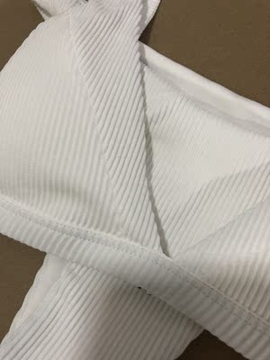 泳衣很惊喜,不管做工还是面料都物超所值!上衣超聚拢!会一直支持下去! 泳衣很惊喜,不管做工还是面料都物超所值!上衣超聚拢!会一直支持下去!