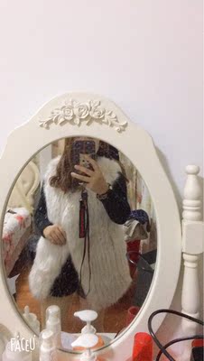 很不错,挺满意,也挺暖和的,和之前的皮草差不多,质量也相当不错,比较满意的一次购物,大家放心购买 很不错,挺满意,也挺暖和的,和之前的皮草差不多,质量也相当不错,比较满意的一次购物,大家放心购买