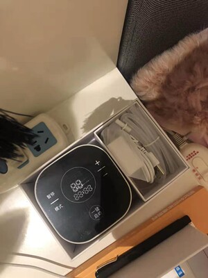 东西早就收到了，因为比较忙很抱歉评价晚了。我的比较严重，压根是没有乳头的，用了几天效果还是比较明显的，现在可以看得到乳头颈了，我相信坚持几个月我就会好的。还有客服人员态度真的好好，有一个乳头罩破了都会给我重新发一对，使用的期间问了好多问题都一一耐心的回答了我，不像别的客服收到付款就不理人了。以后只要需要有关于这家的东西我会来光顾的