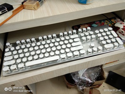 体验达尔优牧马人EK925机械键盘怎么样，打游戏好用吗？质量如何