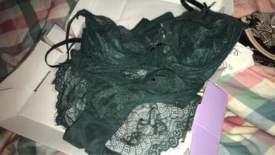 内衣很好看，穿着也挺舒服的，已经在你家买了三套了，会继续关注的