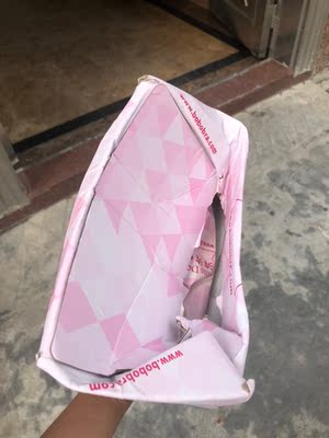 买来还没用，送来时包装全部挤烂了。破了个口子！😢拍照下月用，到时看看效果。第一次用硅胶胸贴😲 买来还没用，送来时包装全部挤烂了。破了个口子！😢拍照下月用，到时看看效果。第一次用硅胶胸贴😲 买来还没用，送来时包装全部挤烂了。破了个口子！😢拍照下月用，到时看看效果。第一次用硅胶胸贴😲 买来还没用，送来时包装全部挤烂了。破了个口子！😢拍照下月用，到时看看效果。第一次用硅胶胸贴😲